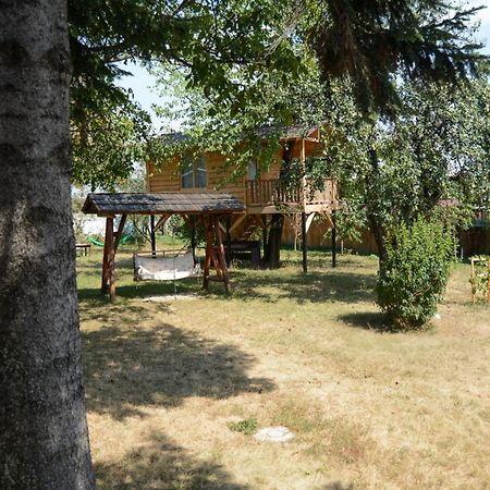 Casa Humulesti, Fii Vecinul Lui Ion Creanga Villa Targu Neamt ภายนอก รูปภาพ